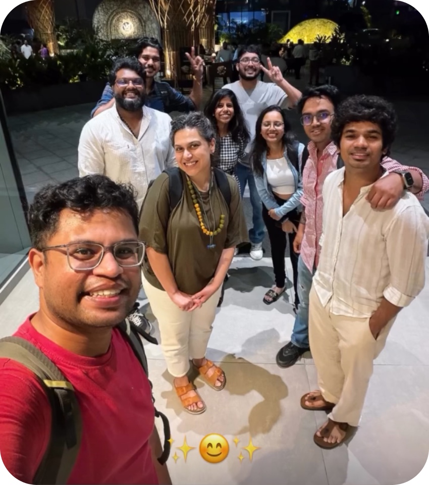 MakeMyTrip group photo