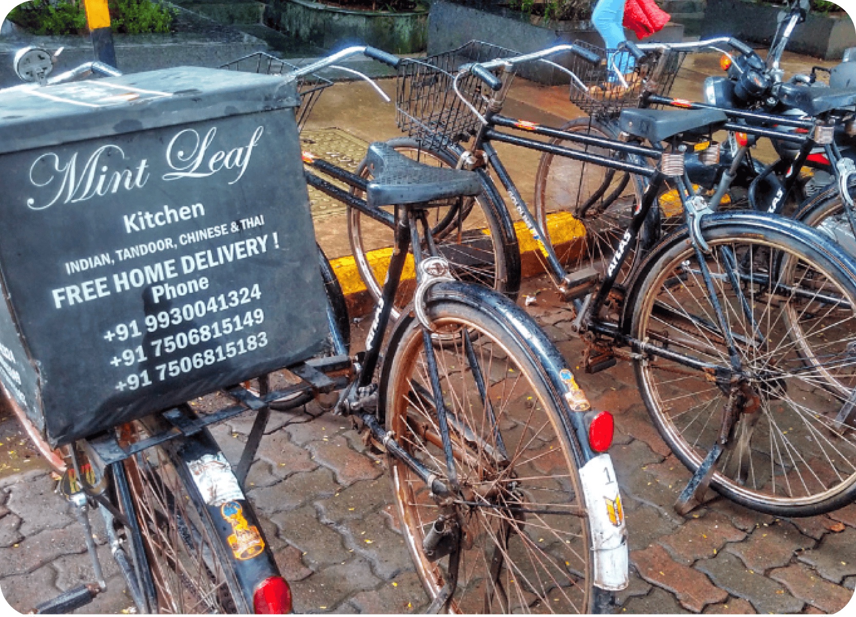 General commuter bicycle field study outside campus
